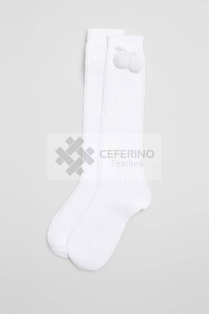 Calcetín infantil alto calado pompón niña Ysabel Mora 02852.