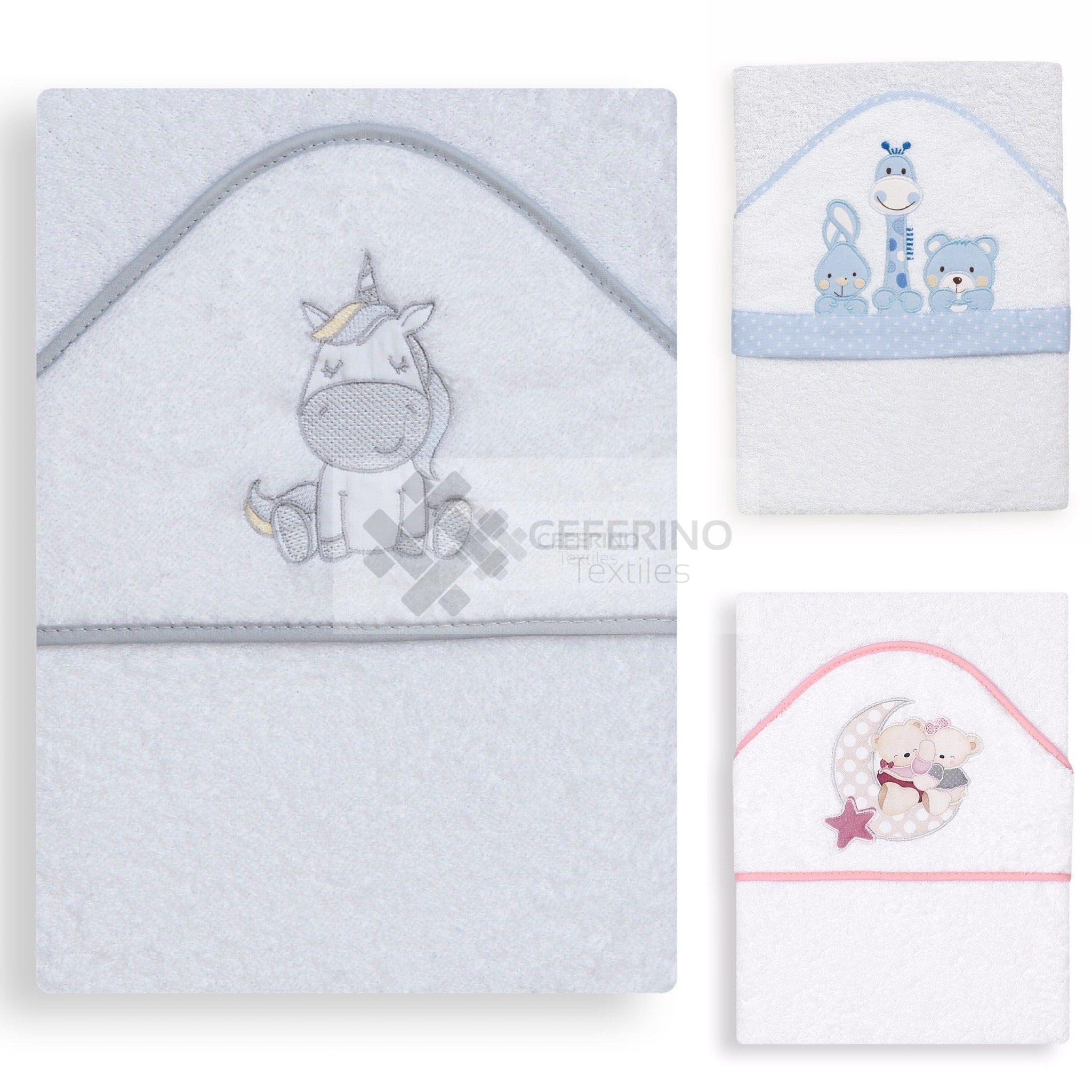 Capa de baño fondo blanco 1 x 1 Interbaby.